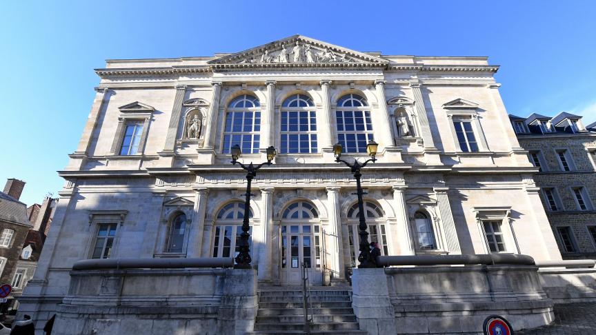 Lire la suite à propos de l’article Cela circule sur le web  : À Boulogne, deux ex-salariés d’une maison de marée ont comparu devant le tribunal judiciaire