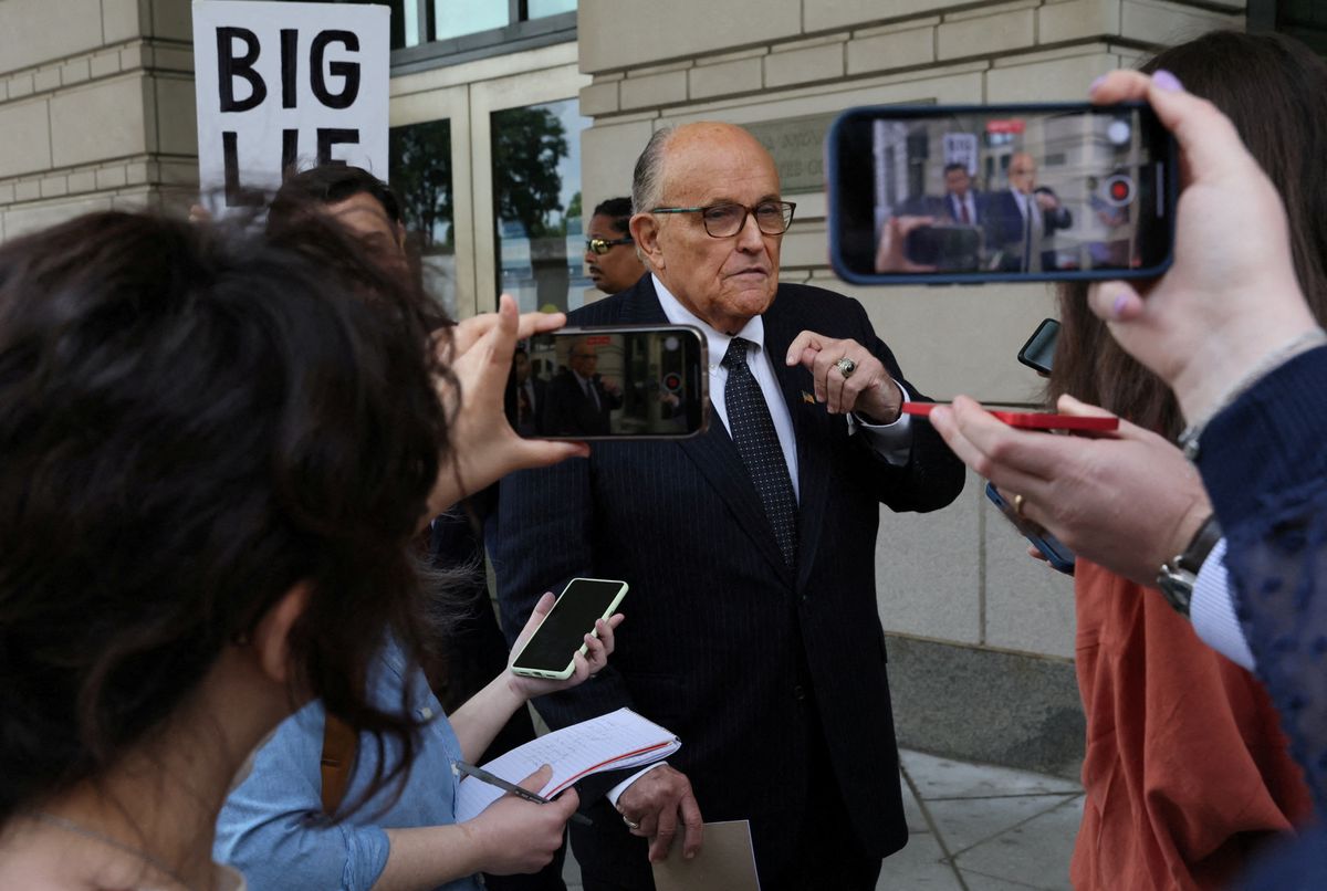 Rudy Giuliani a affirmé pouvoir «résister à ça». 